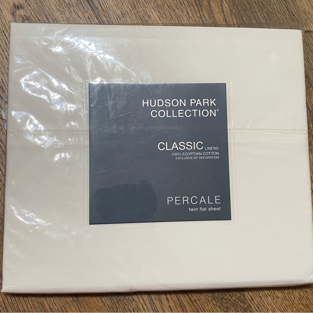 Hudson Park Classic Linens Egyptian Cotton Percale TWIN Flat Sheet VANILLA SKY